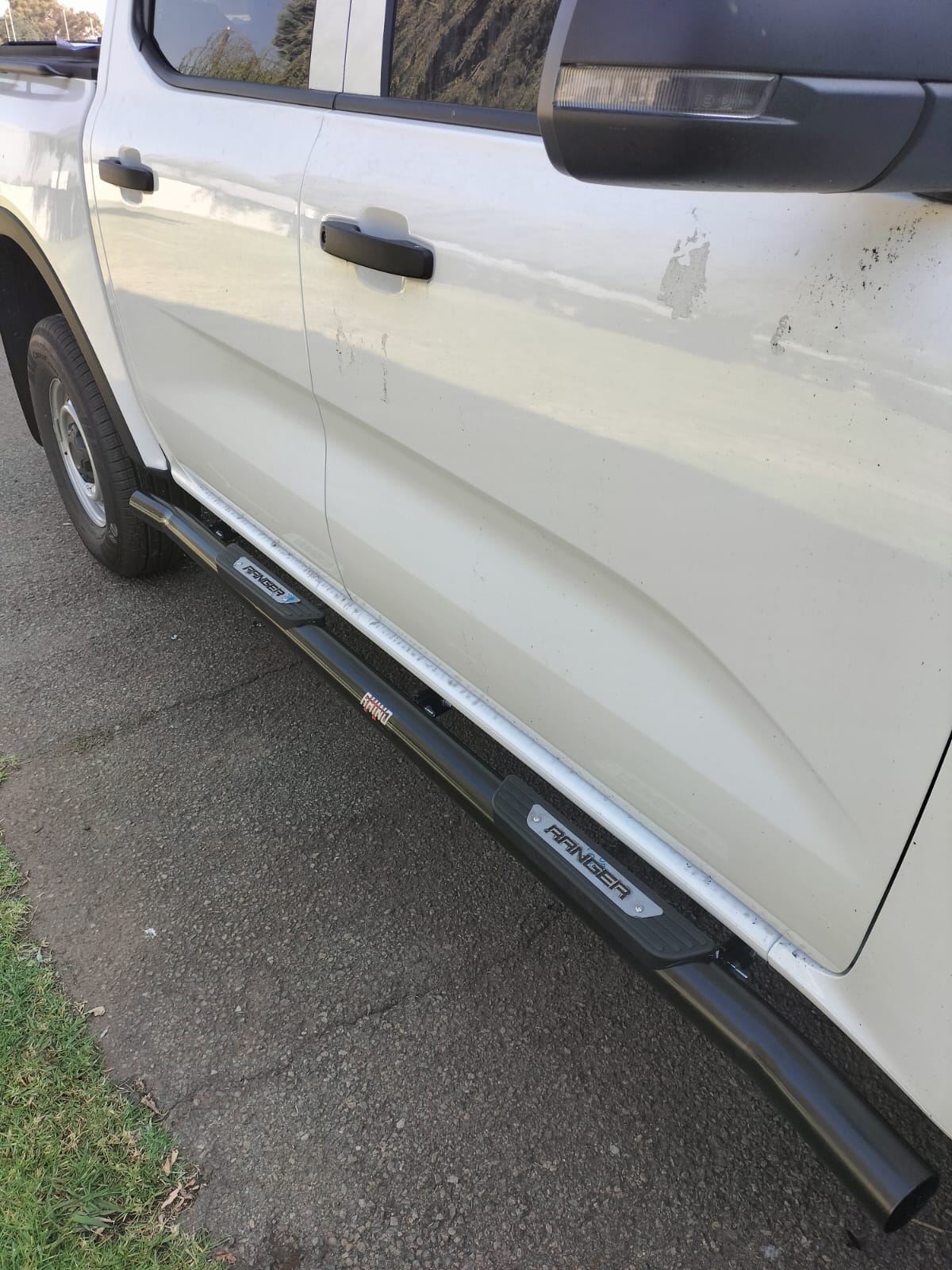 Ford Ranger Next Gen Side Steps Black (2022-) - FS141-76DS