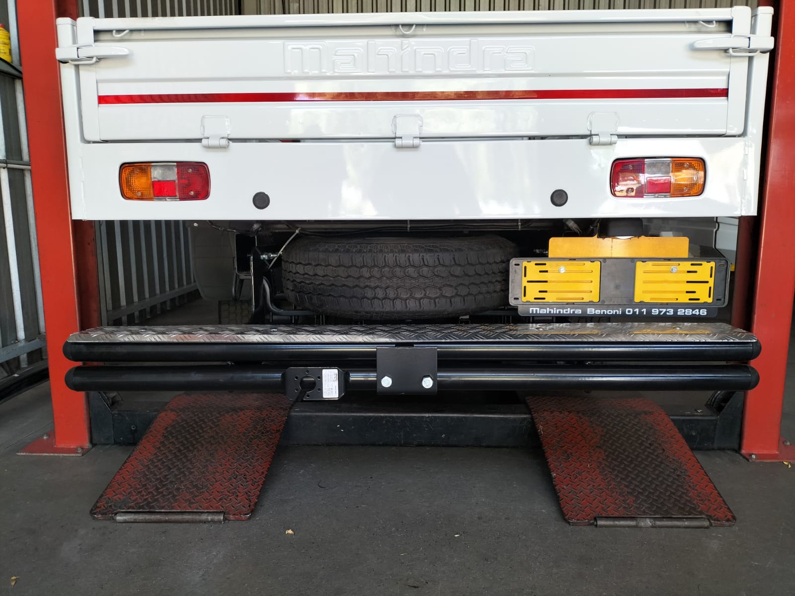 Mahindra Bolero Maxi Truck Tube Bumper (2020-) - MAH155FS