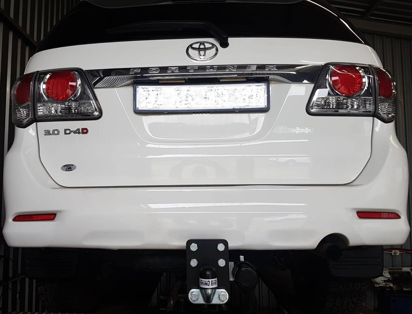 Toyota Fortuner Fixed Tow Bar (2006-2015) - T801