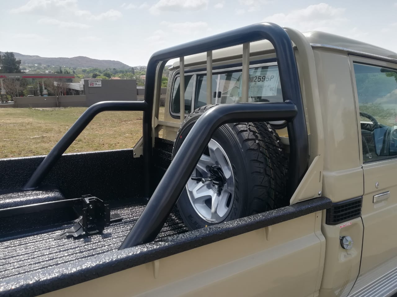 Toyota Landcruiser S/Cab Roll Bar (2007-) - TR680-76